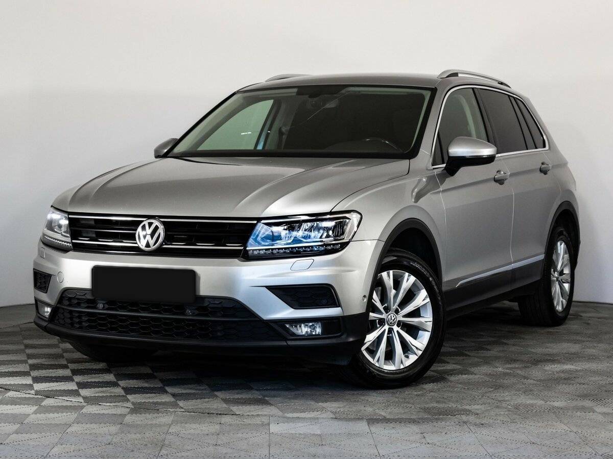 Volkswagen Tiguan б/у, 2017, Роботизированная. Посмотреть фото