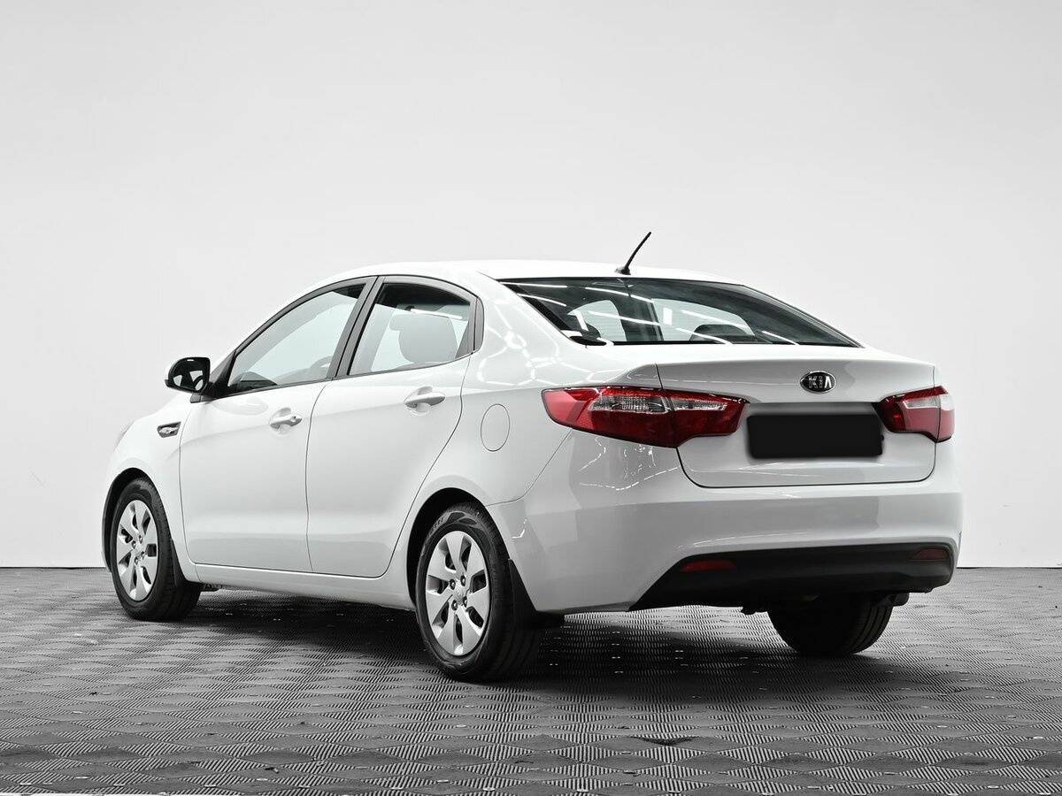 Kia Rio б/у, 2013, Механическая. Фото: #2