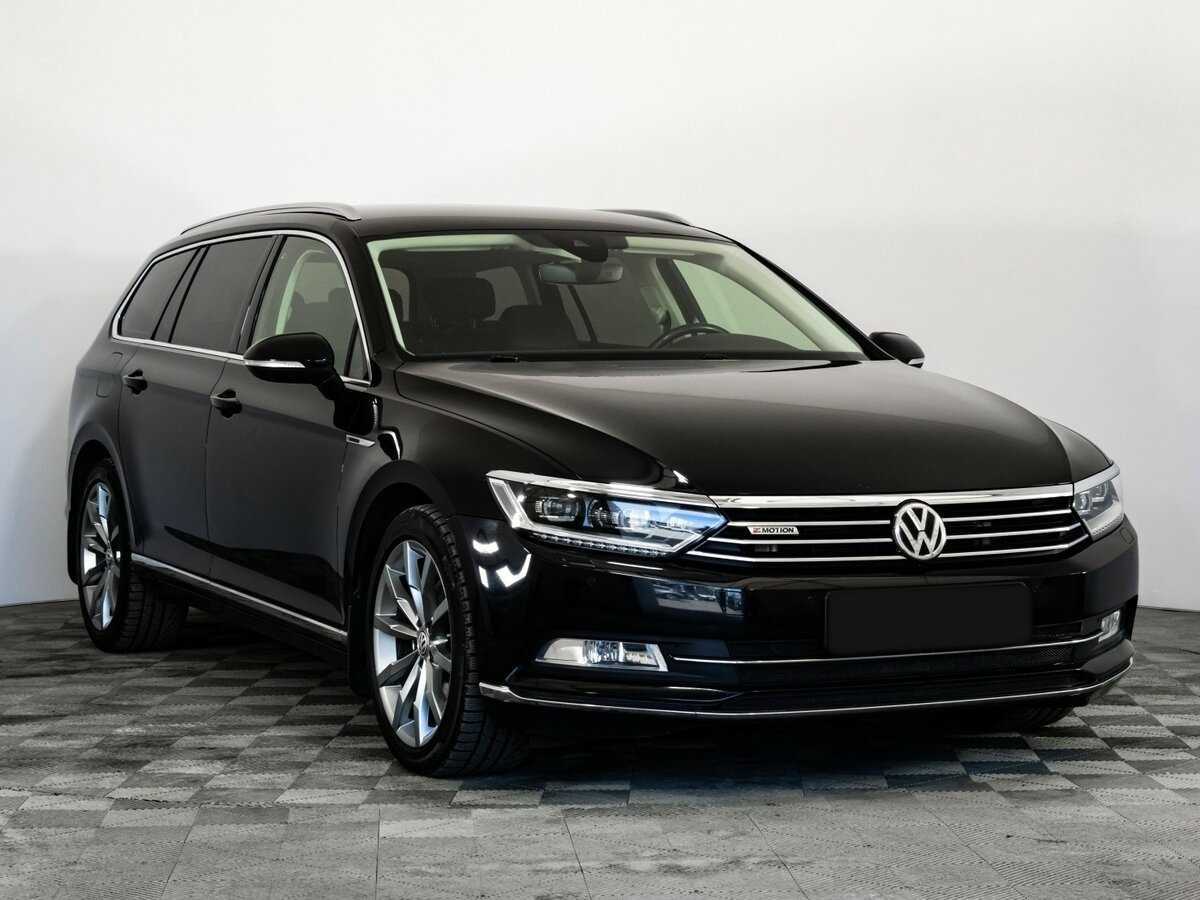 Volkswagen Passat б/у, 2018, Роботизированная. Фото: #2