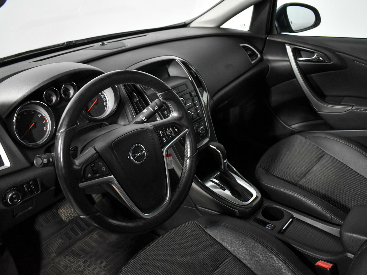 Opel Astra б/у, 2013, Автоматическая. Фото: #6