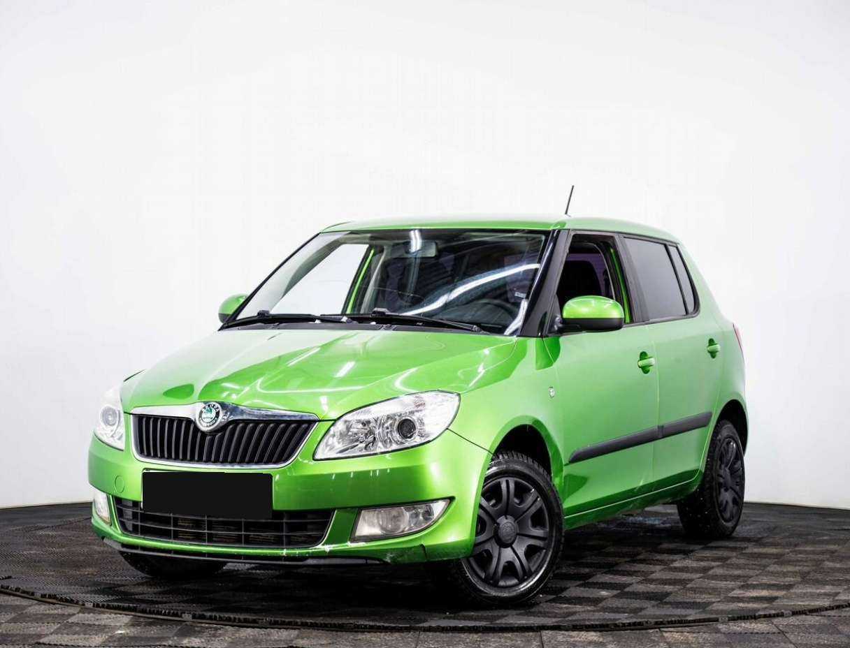 Skoda Fabia б/у, 2012, Механическая. Фото: #0