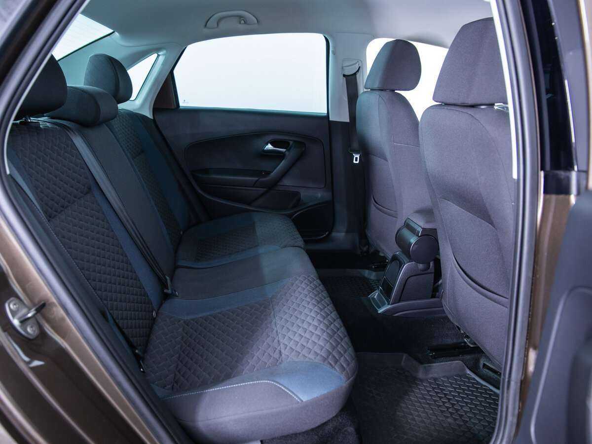 Volkswagen Polo б/у, 2019, Механическая. Фото: #9