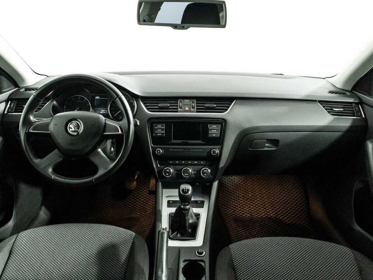 Skoda Octavia б/у, 2014, Механическая. Фото: #12