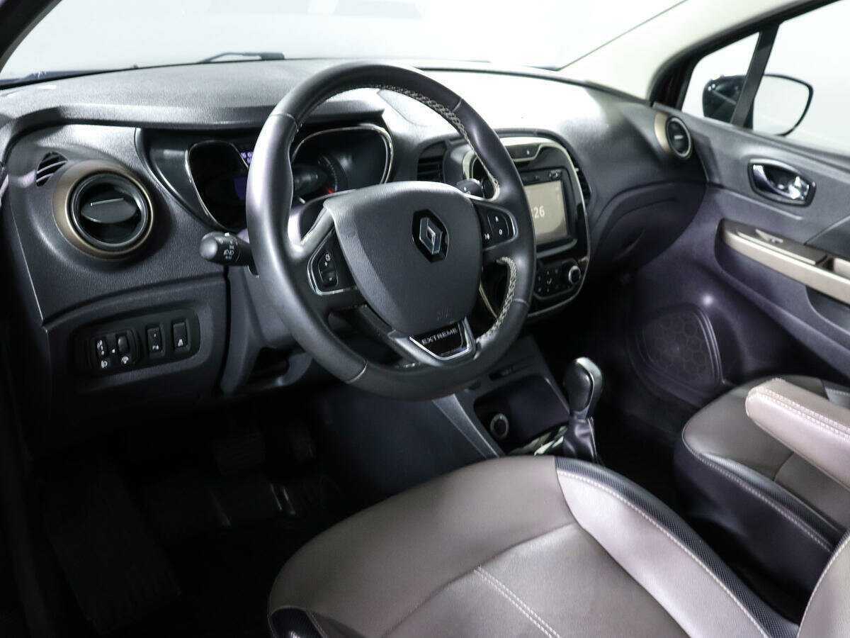 Renault Kaptur б/у, 2017, Автоматическая. Фото: #11