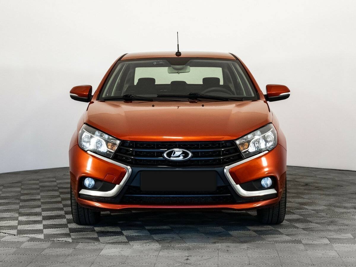 Lada (ВАЗ) Vesta б/у, 2016, Механическая. Фото: #1