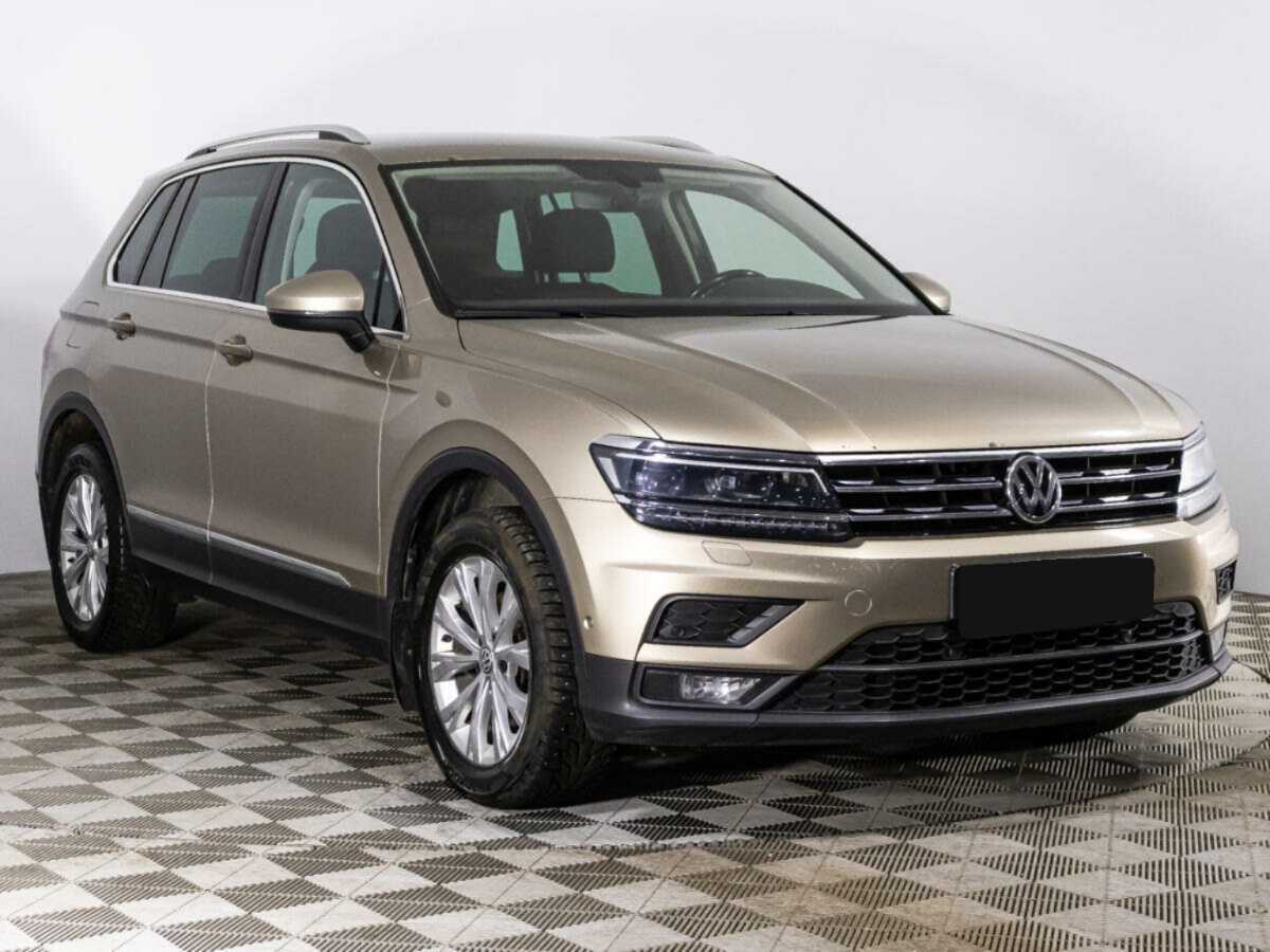 Volkswagen Tiguan б/у, 2017, Роботизированная. Фото: #2