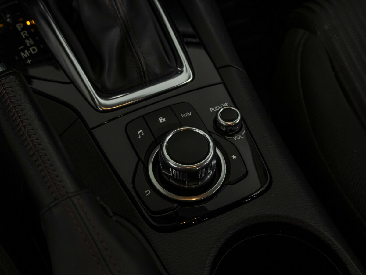 Mazda 3 б/у, 2015, Автоматическая. Фото: #11