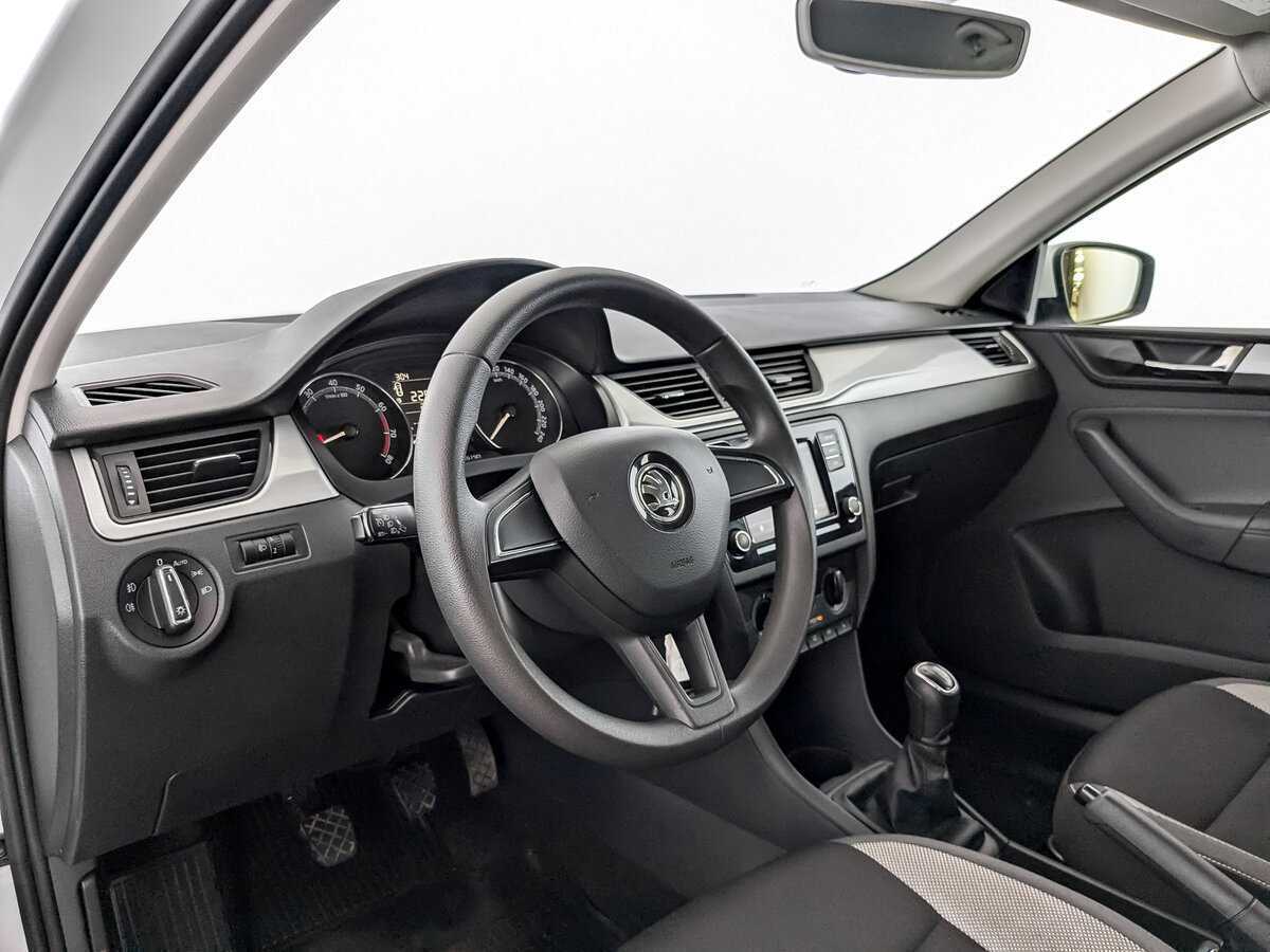 Skoda Rapid б/у, 2019, Механическая. Фото: #12