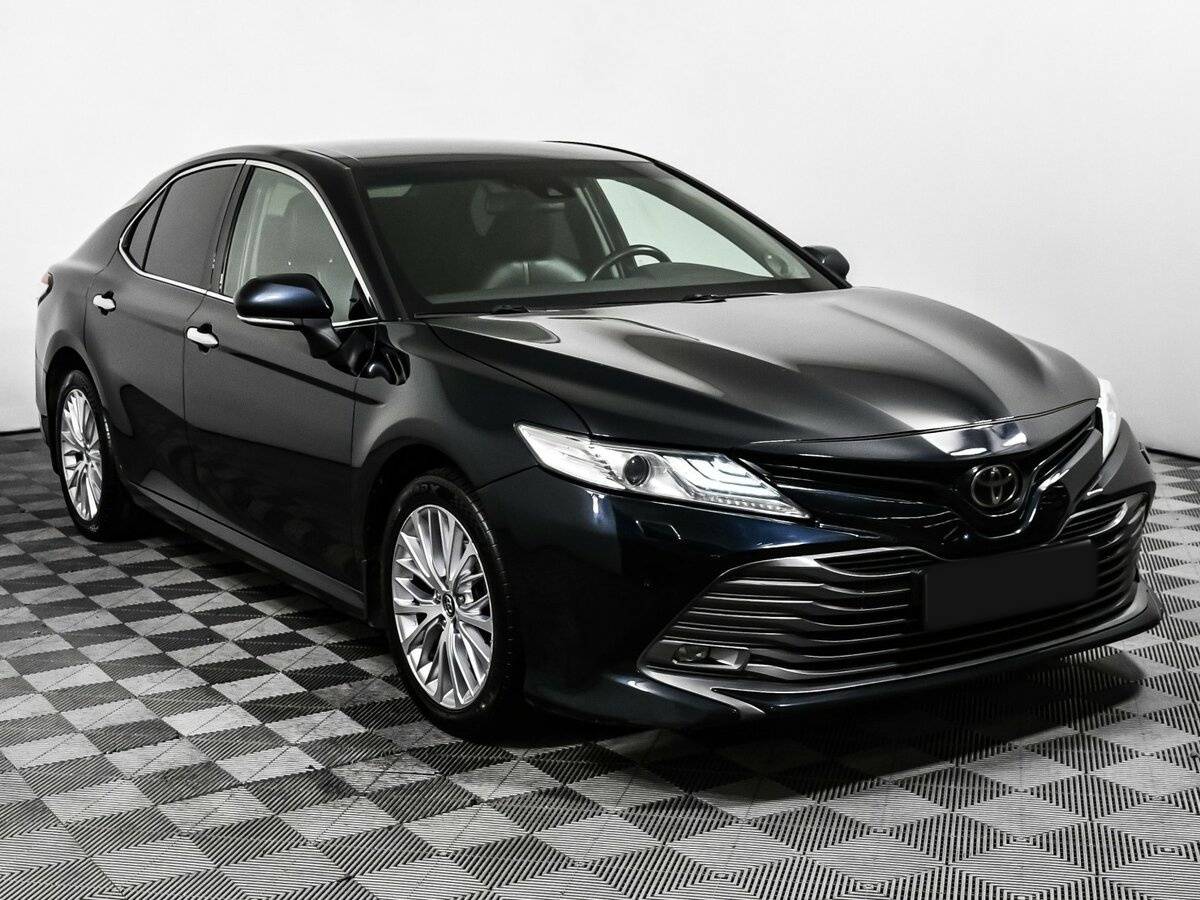 Toyota Camry б/у, 2019, Автоматическая. Фото: #2
