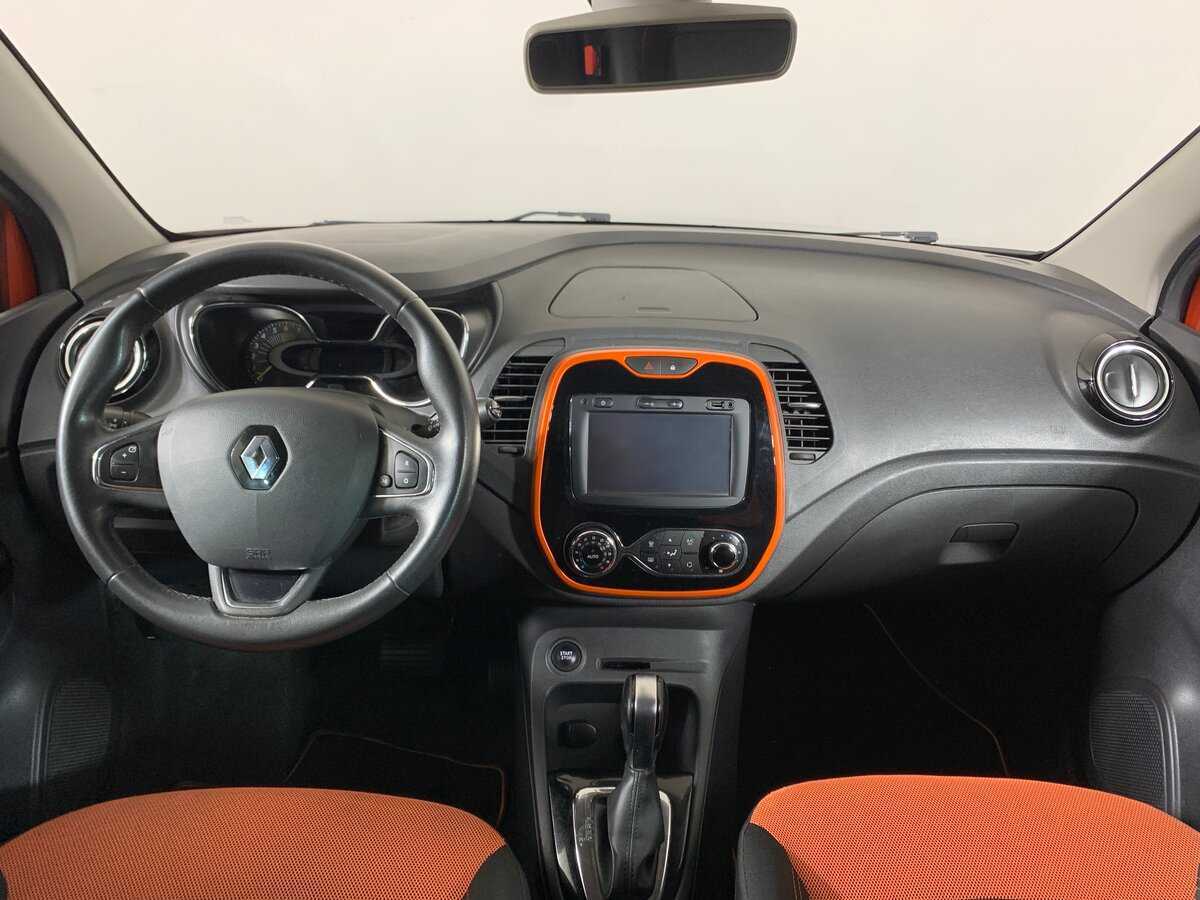 Renault Kaptur б/у, 2016, Автоматическая. Фото: #12