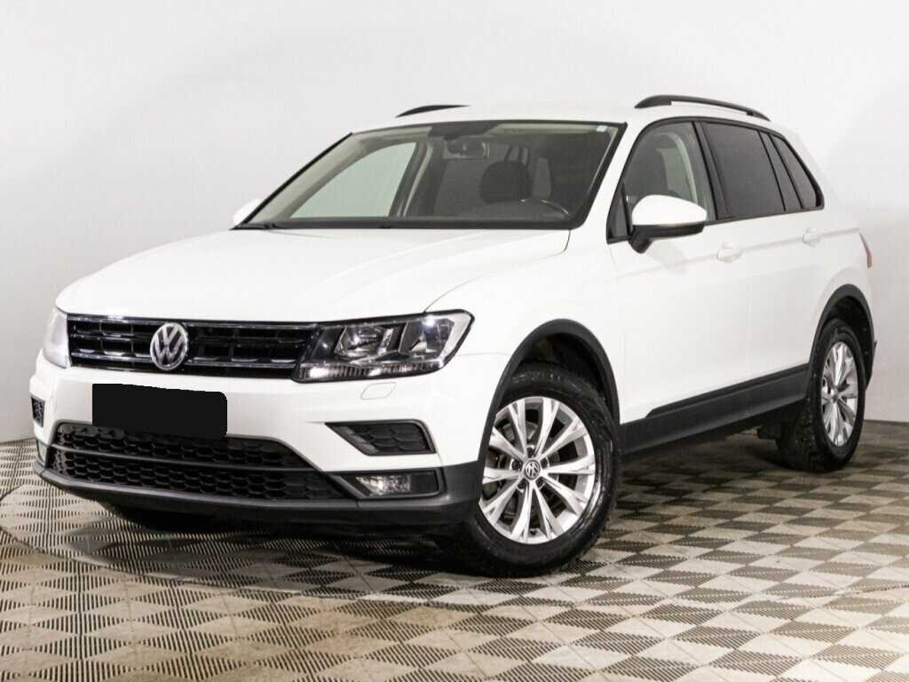 Volkswagen Tiguan б/у, 2018, Роботизированная. Посмотреть фото