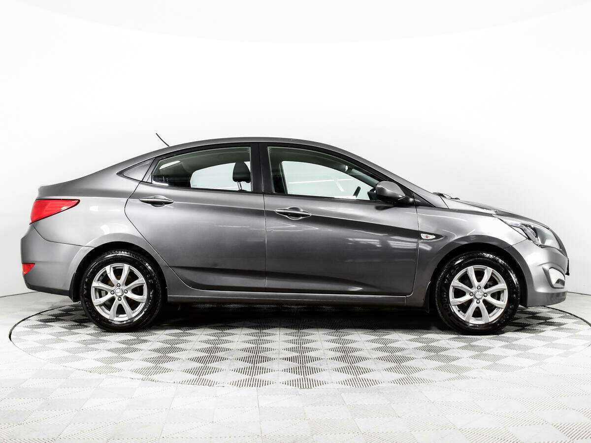 Hyundai Solaris б/у, 2016, Механическая. Фото: #3