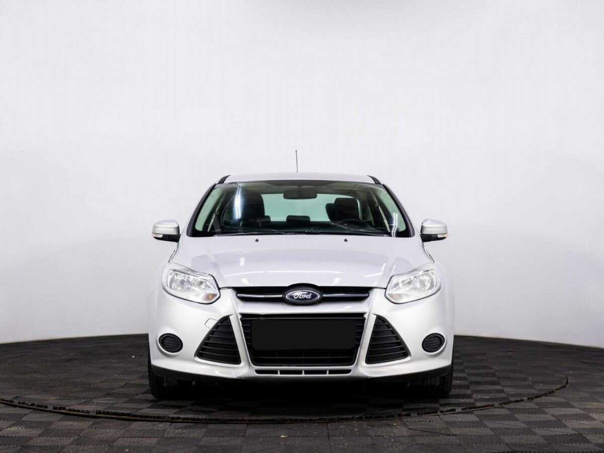 Ford Focus б/у, 2012, Механическая. Фото: #1