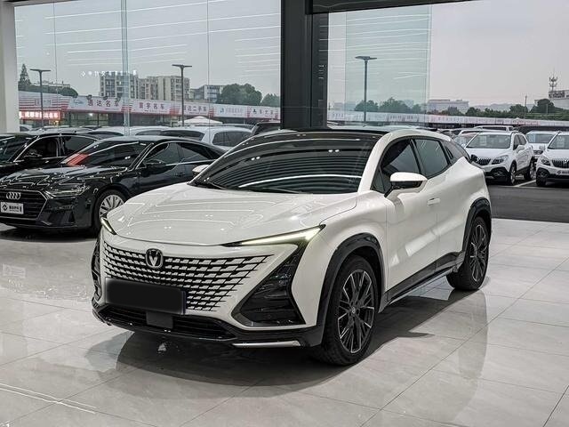 Changan UNI-T б/у, 2024, Роботизированная. Посмотреть фото