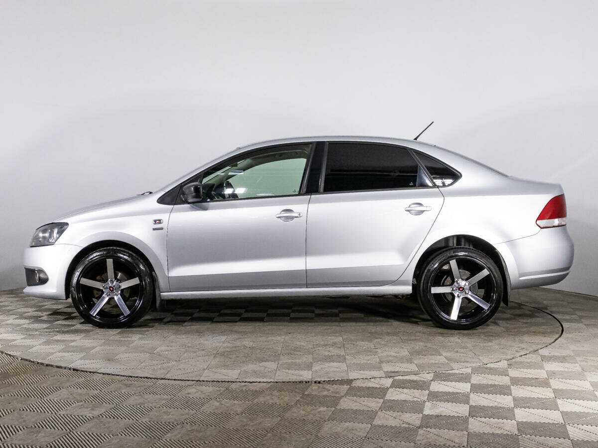 Volkswagen Polo б/у, 2013, Механическая. Фото: #7