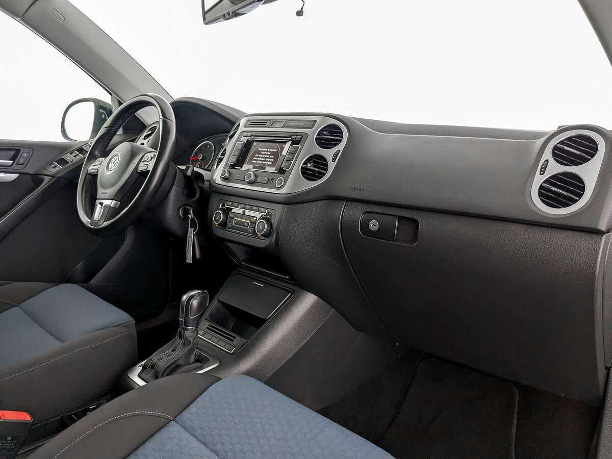 Volkswagen Tiguan б/у, 2013, Автоматическая. Фото: #8
