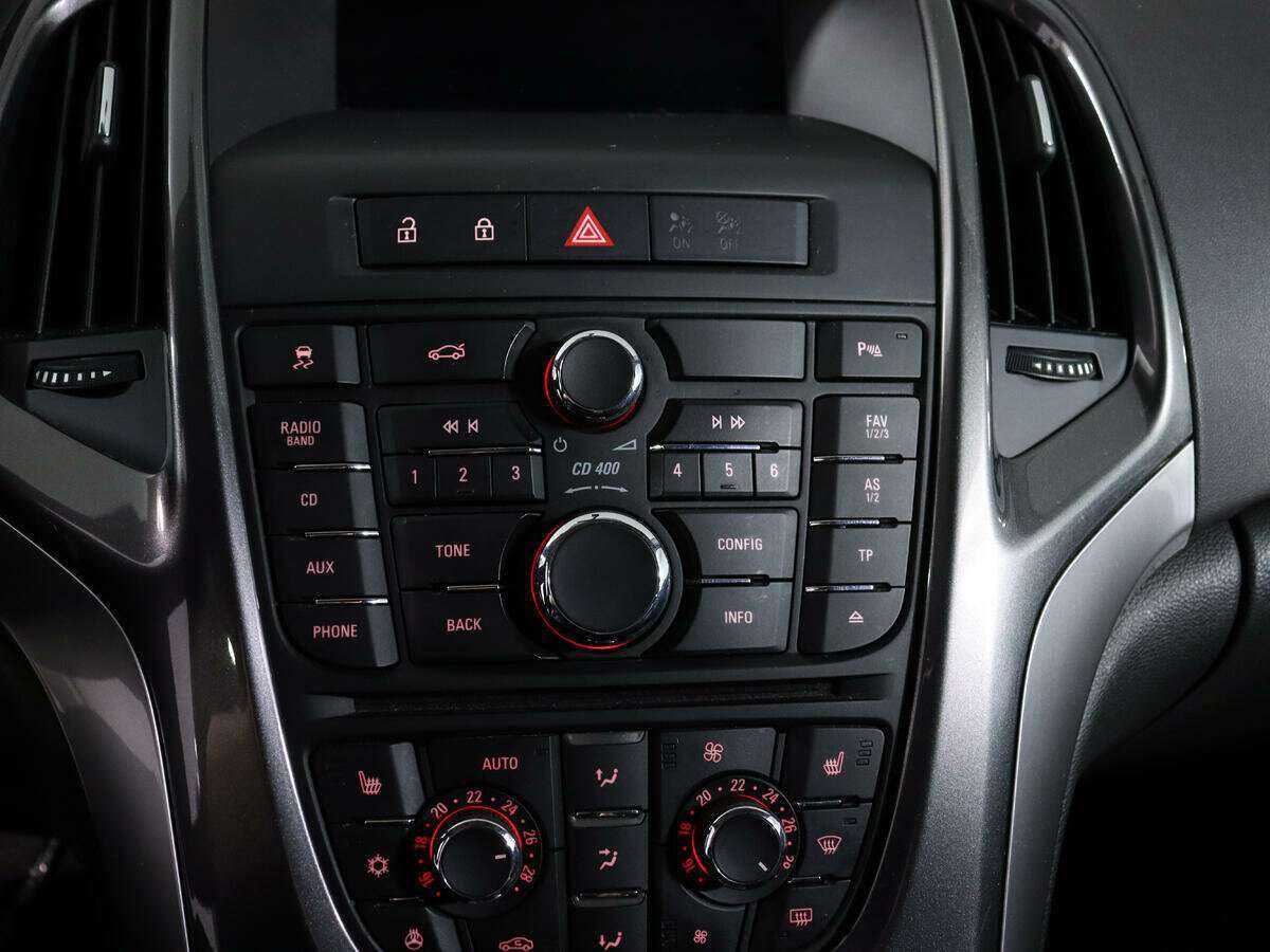 Opel Astra б/у, 2013, Автоматическая. Фото: #18
