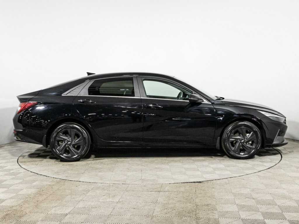 Hyundai Elantra б/у, 2021, Автоматическая. Фото: #3