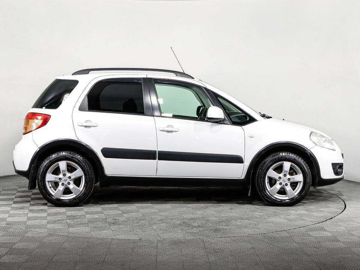 Suzuki SX4 б/у, 2013, Механическая. Фото: #3