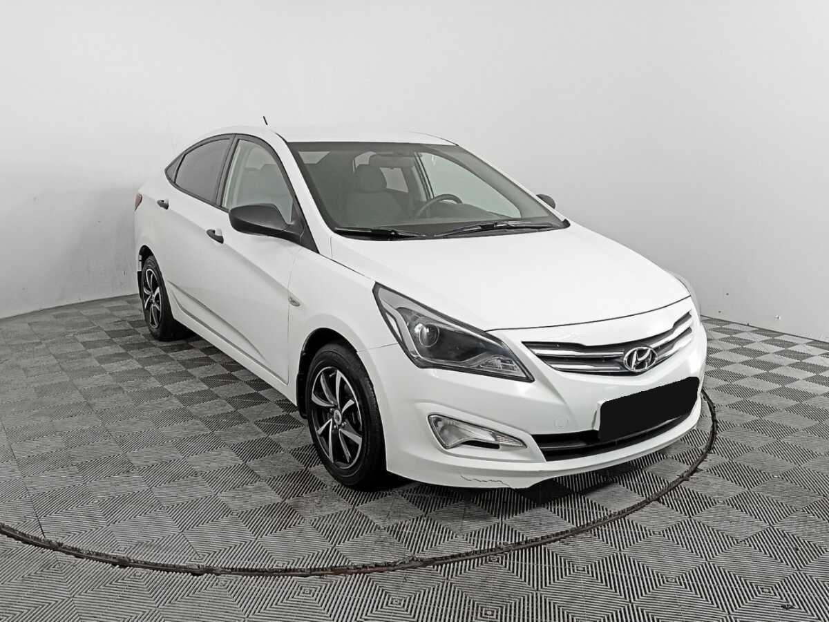 Hyundai Solaris б/у, 2015, Механическая. Фото: #2