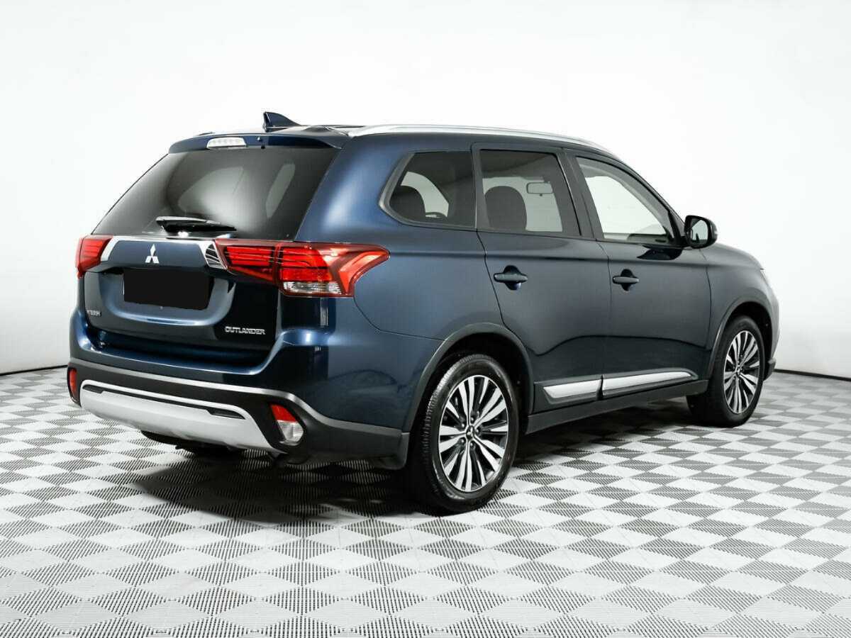 Mitsubishi Outlander б/у, 2018, Вариатор. Фото: #3