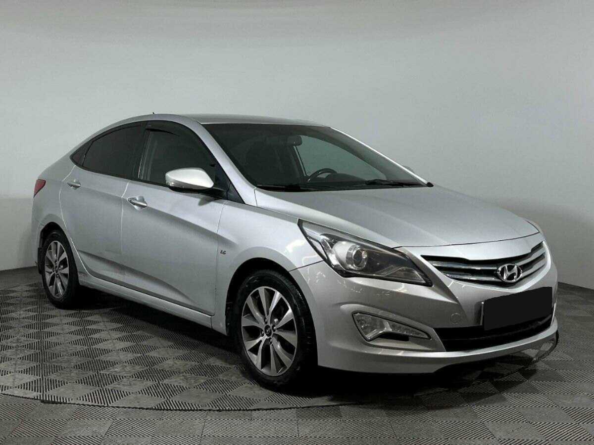 Hyundai Solaris б/у, 2014, Автоматическая. Фото: #2