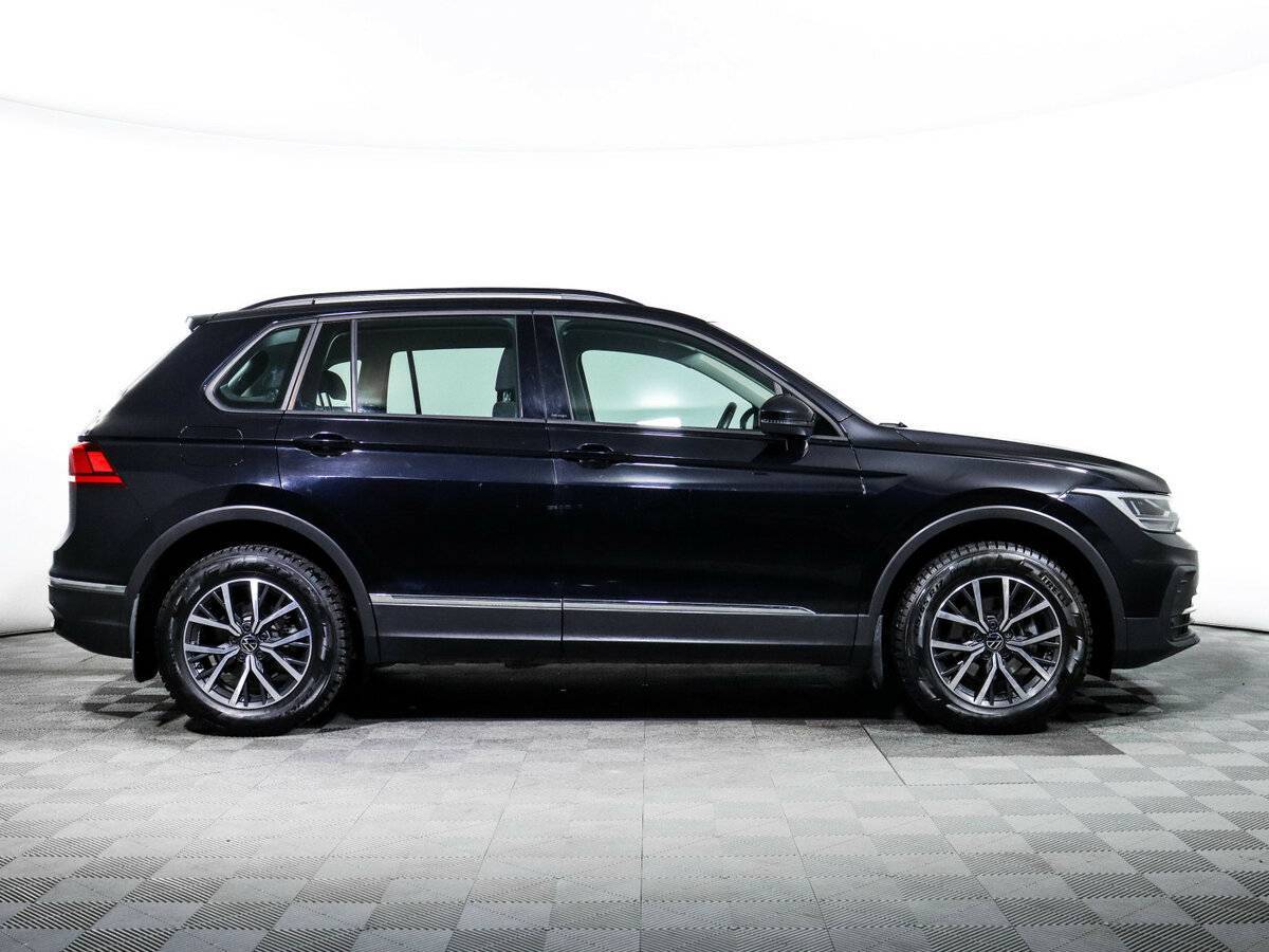 Volkswagen Tiguan б/у, 2021, Роботизированная. Фото: #3