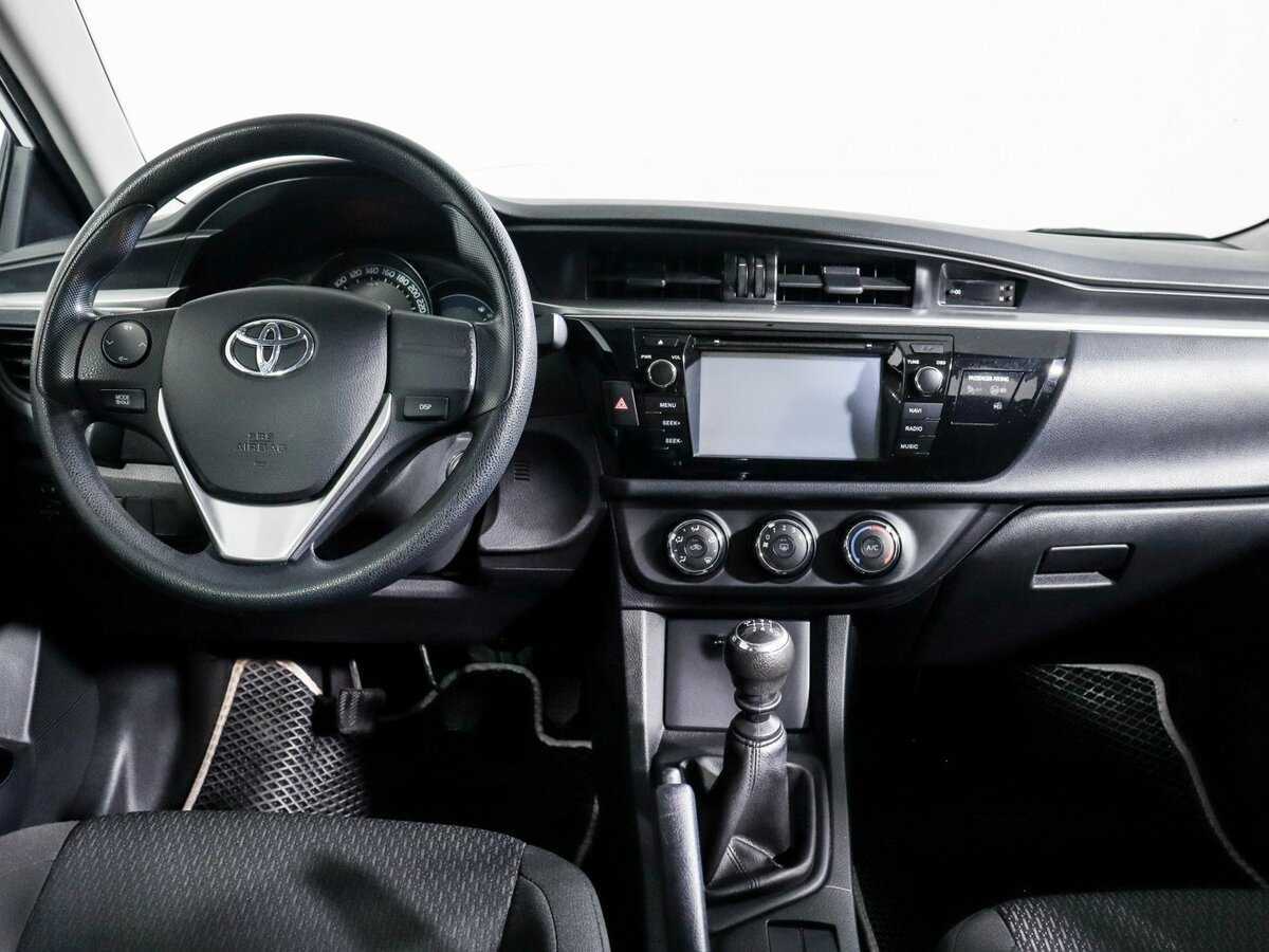 Toyota Corolla б/у, 2014, Механическая. Фото: #11
