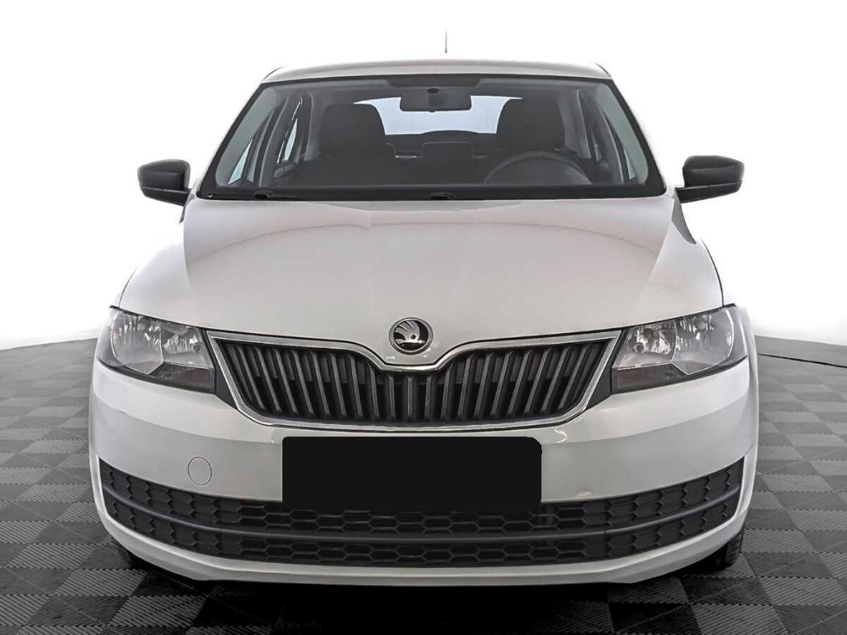 Skoda Rapid б/у, 2017, Механическая. Фото: #1