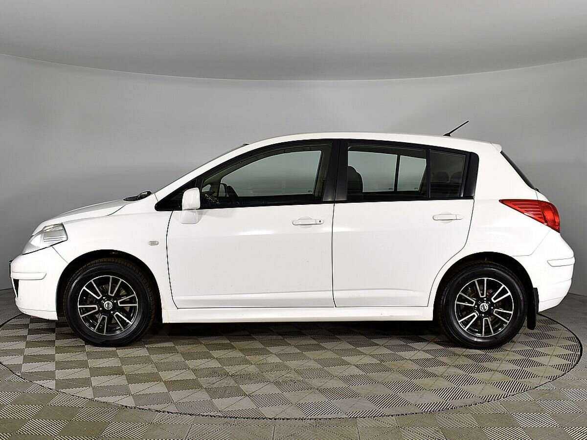 Nissan Tiida б/у, 2013, Автоматическая. Фото: #5