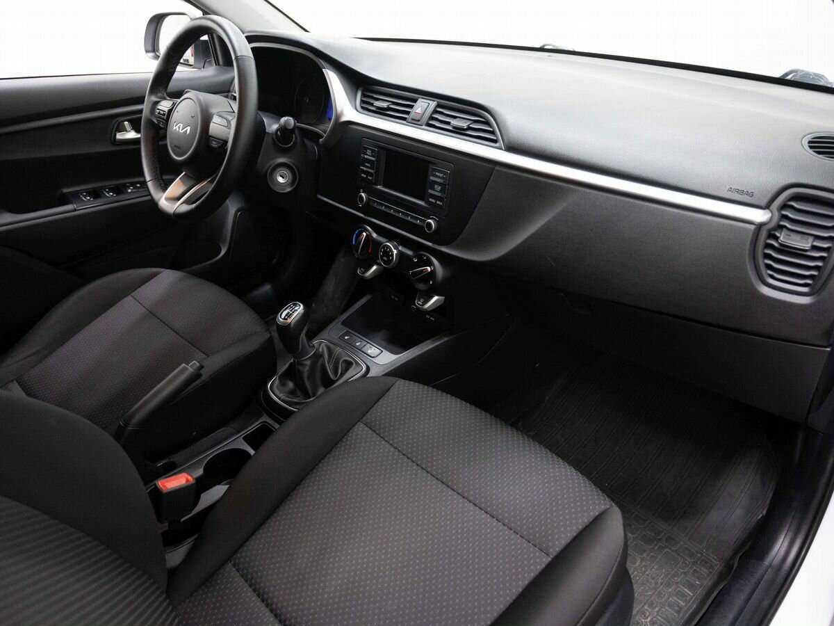 Kia Rio б/у, 2022, Механическая. Фото: #9