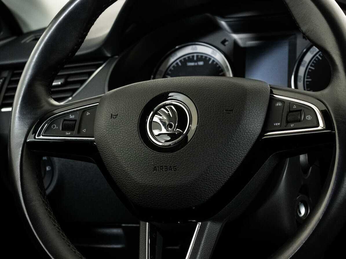 Skoda Octavia б/у, 2019, Роботизированная. Фото: #10