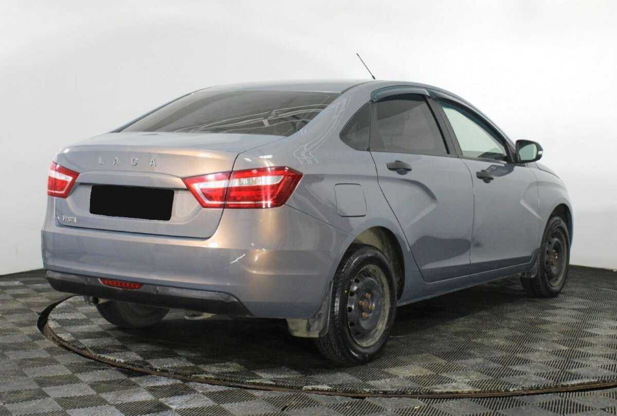 Lada (ВАЗ) Vesta б/у, 2017, Механическая. Фото: #4