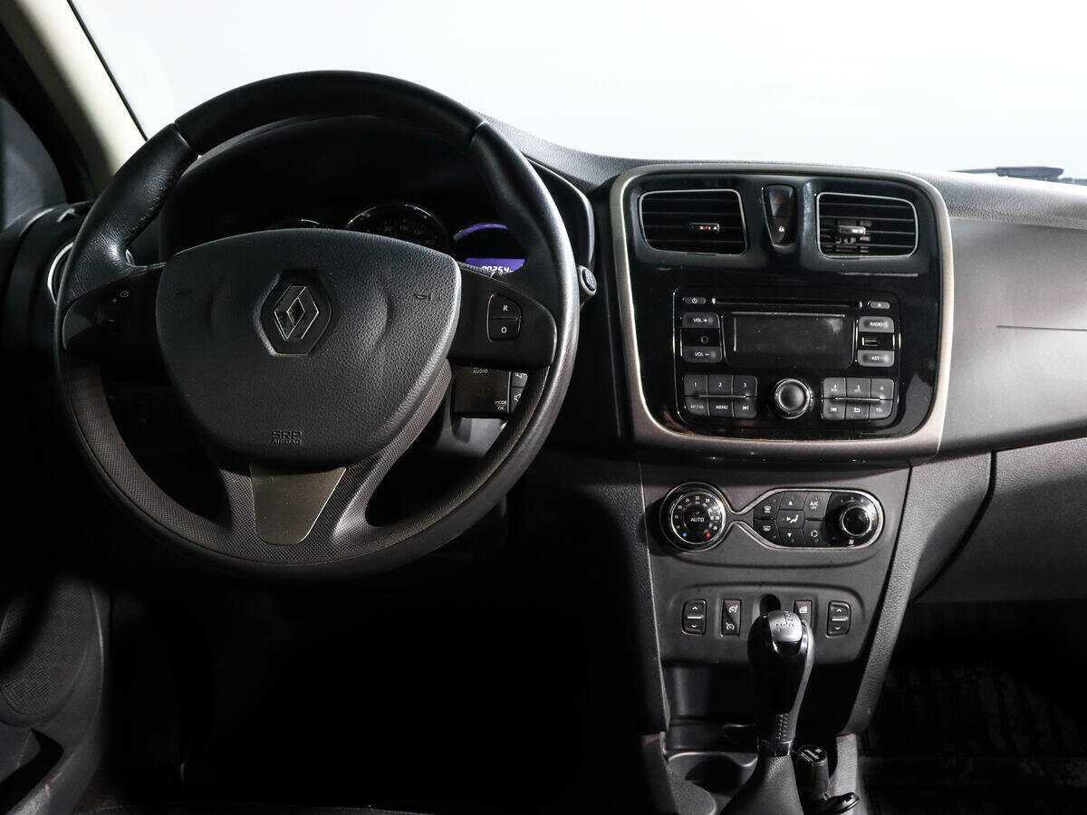 Renault Sandero б/у, 2016, Автоматическая. Фото: #11