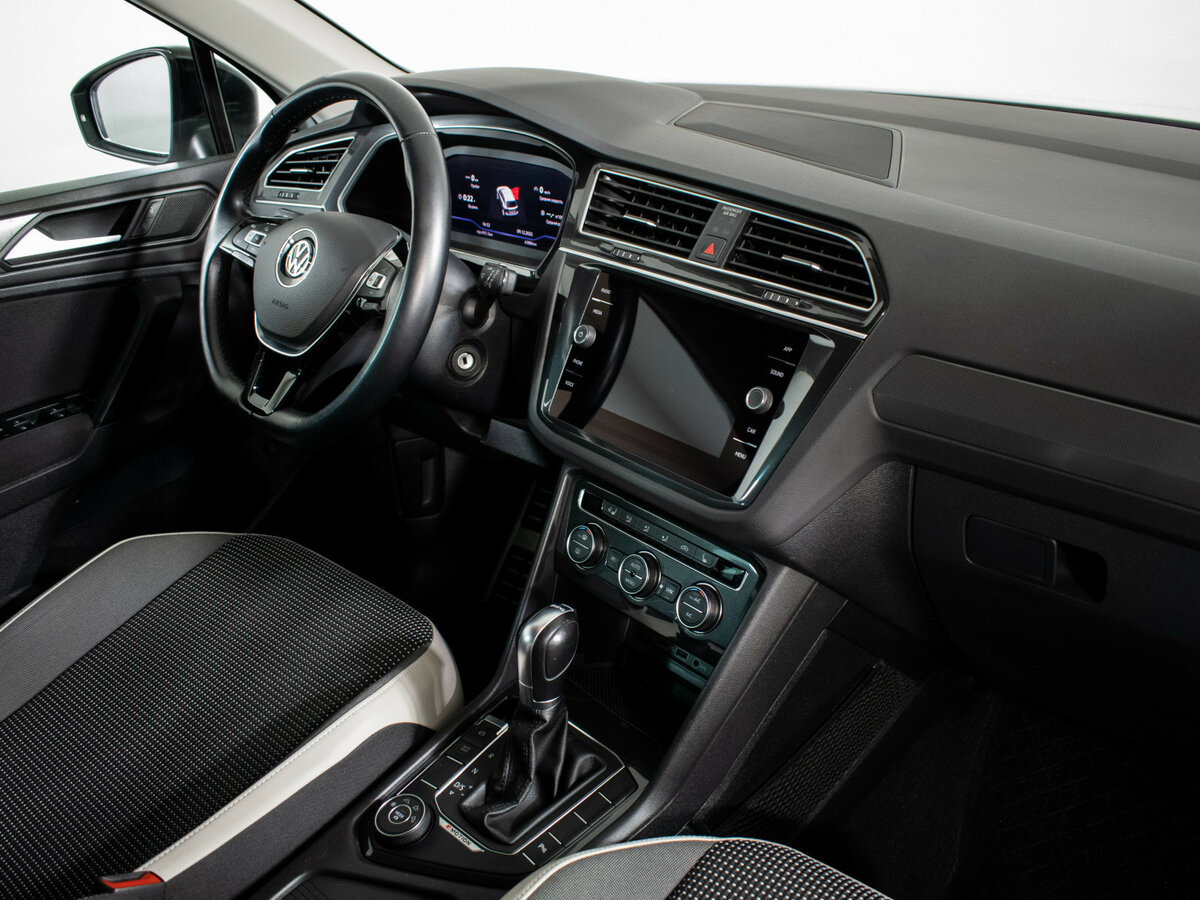 Volkswagen Tiguan б/у, 2019, Роботизированная. Фото: #8