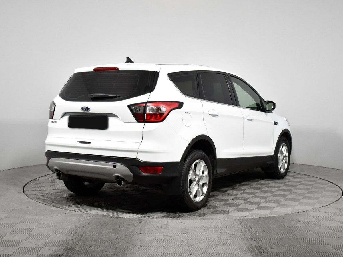 Ford Kuga б/у, 2017, Автоматическая. Фото: #2