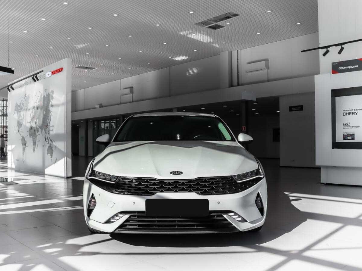 Kia K5 б/у, 2021, Автоматическая. Фото: #1