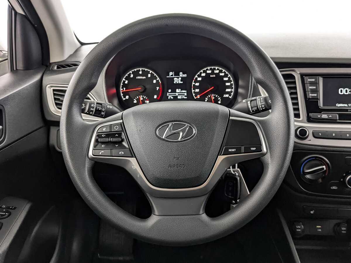 Hyundai Solaris б/у, 2022, Автоматическая. Фото: #17