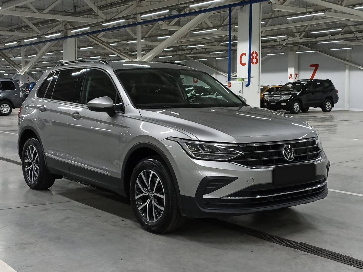 Volkswagen Tiguan б/у, 2021, Роботизированная. Фото: #2