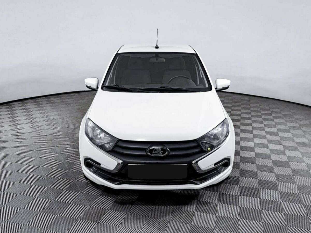 Lada (ВАЗ) Granta б/у, 2020, Механическая. Фото: #1