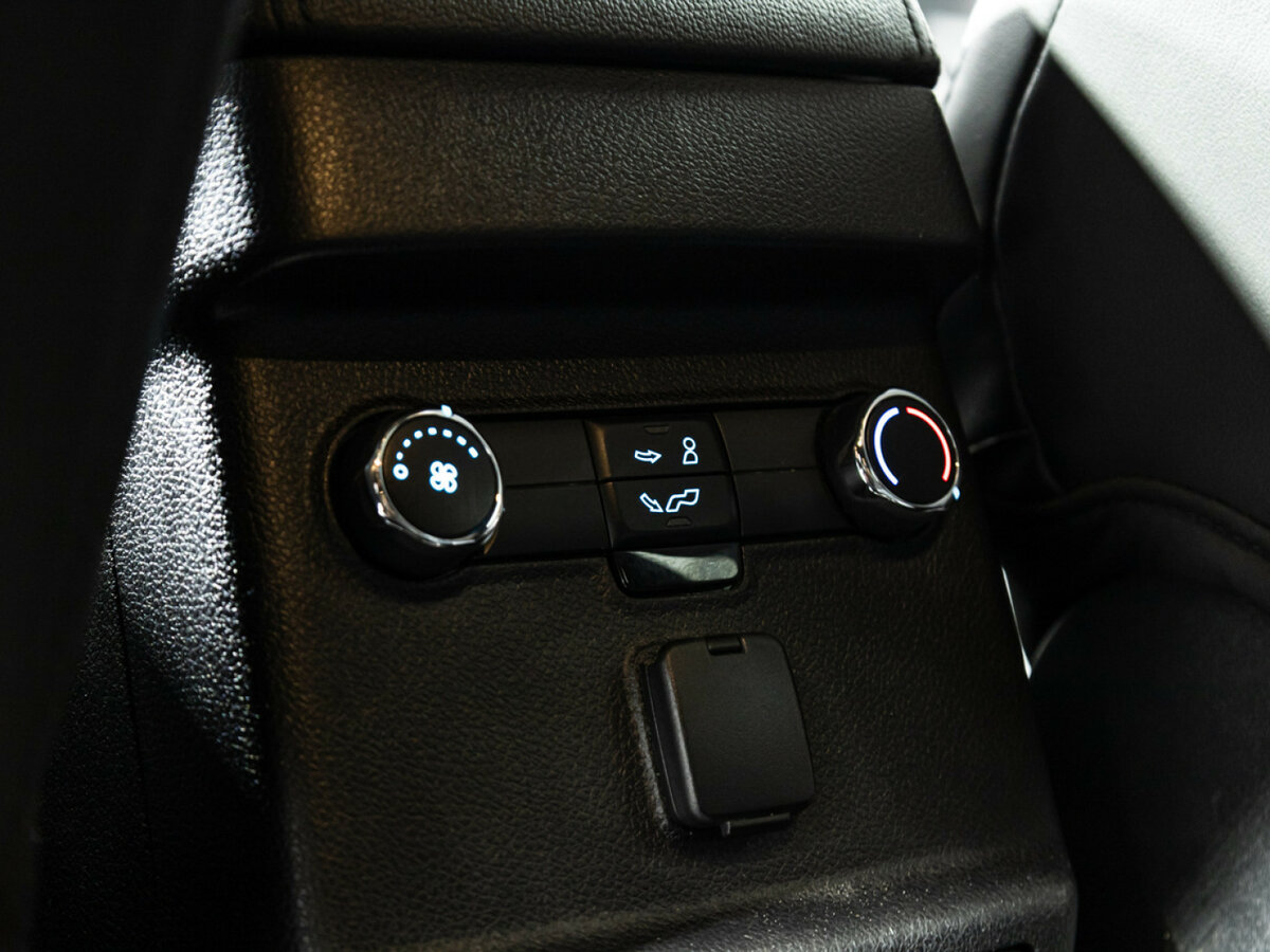 Ford Explorer б/у, 2018, Автоматическая. Фото: #17