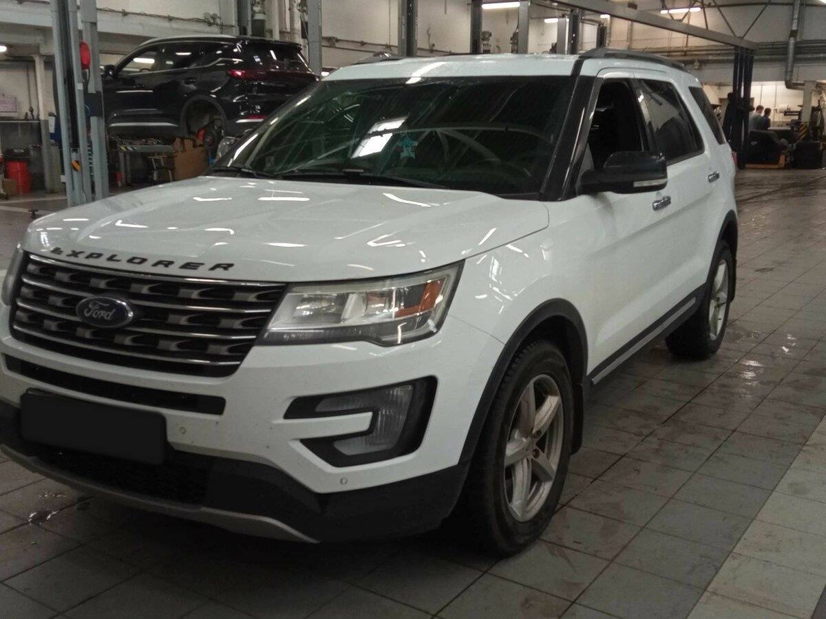 Ford Explorer б/у, 2017, Автоматическая. Фото: #0