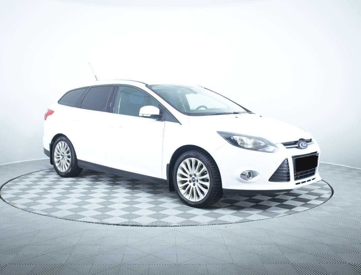Ford Focus б/у, 2012, Механическая. Фото: #2