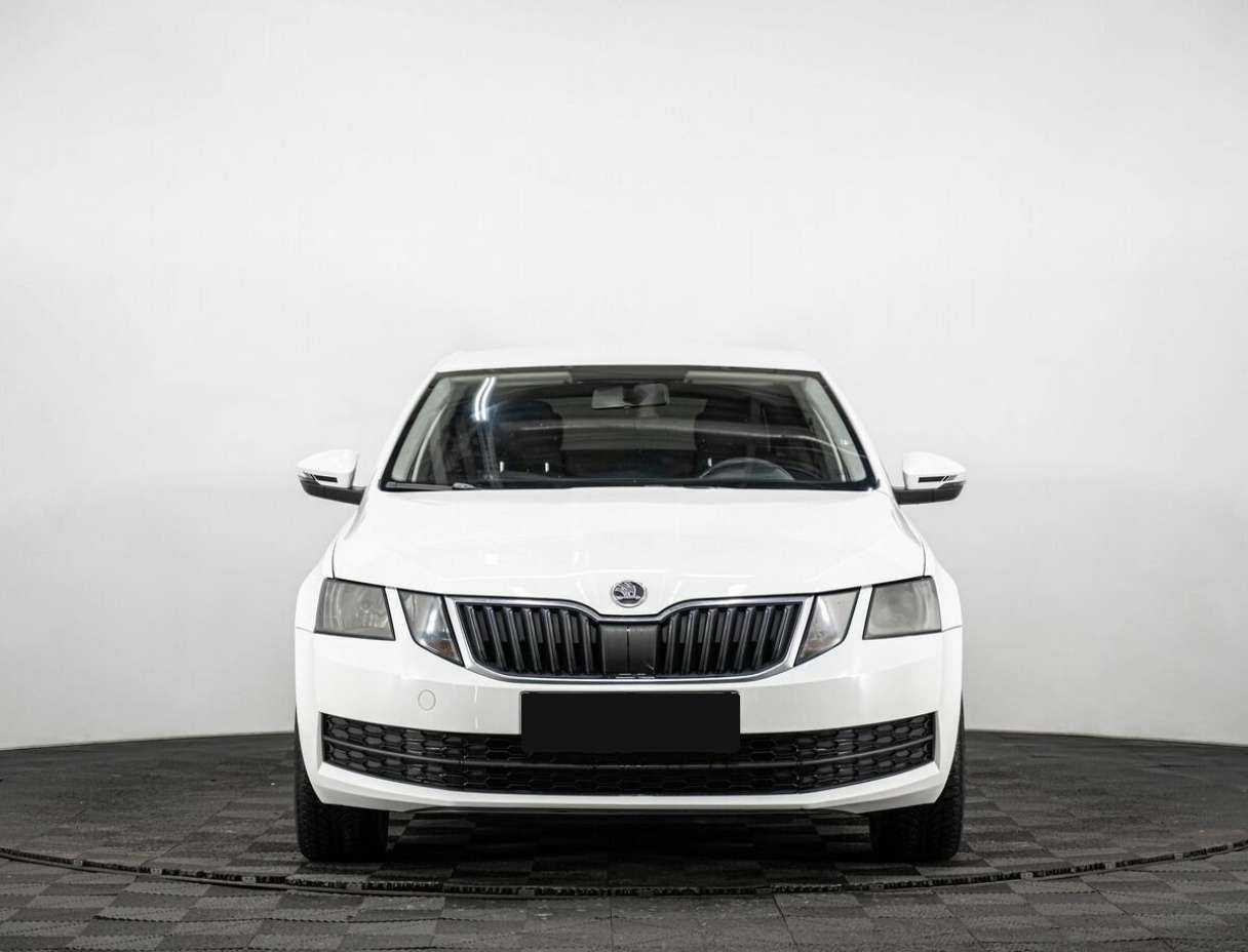 Skoda Octavia б/у, 2017, Автоматическая. Фото: #1