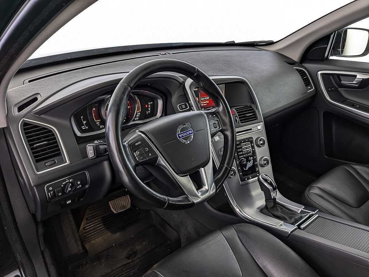 Volvo XC60 б/у, 2017, Автоматическая. Фото: #15