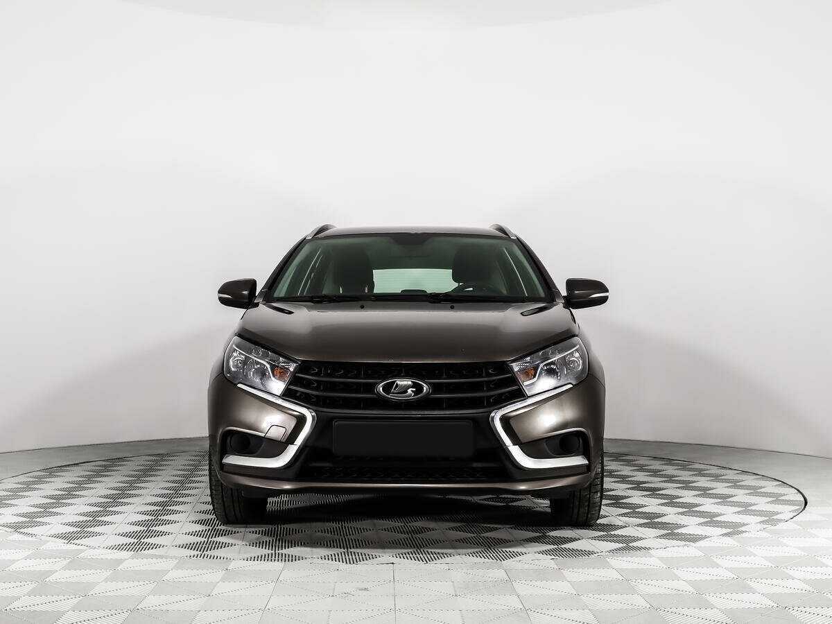 Lada (ВАЗ) Vesta б/у, 2019, Механическая. Фото: #1