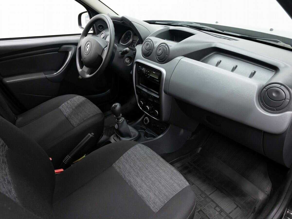 Renault Duster б/у, 2013, Механическая. Фото: #10