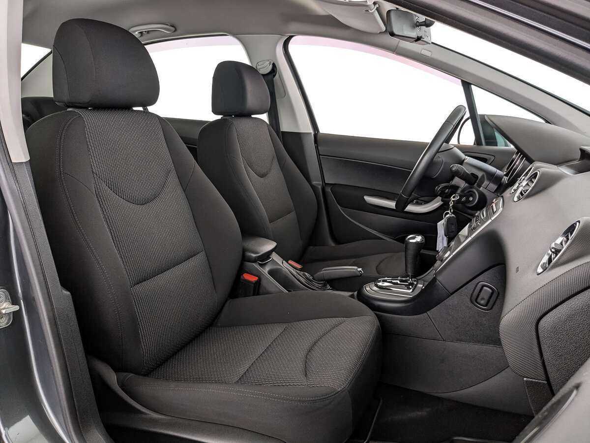 Peugeot 408 б/у, 2013, Автоматическая. Фото: #23