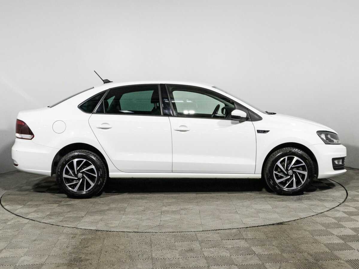 Volkswagen Polo б/у, 2018, Роботизированная. Фото: #3