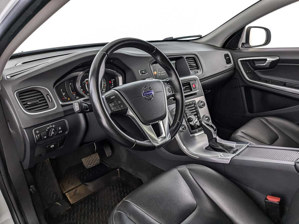 Volvo S60 б/у, 2016, Автоматическая. Фото: #10